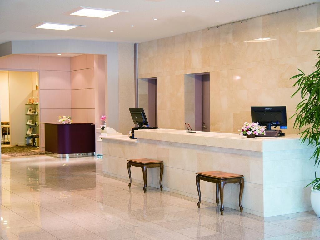 Hotel Crown Palais Kofu Esterno foto