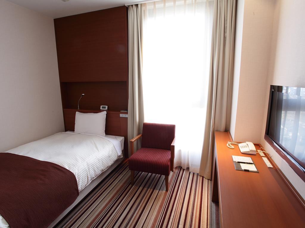 Hotel Crown Palais Kofu Esterno foto
