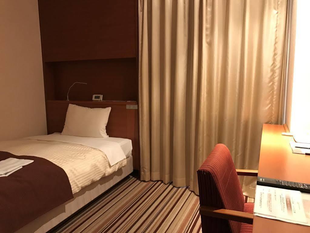 Hotel Crown Palais Kofu Esterno foto